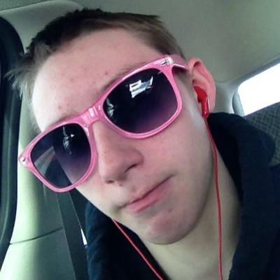 I stream on the Weekends from 7pm to 12am Feel free to drop by. (UTC-04:00)