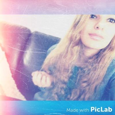 bloodinmyveins1's profile picture. Iris| 15 anni| Vicenza|