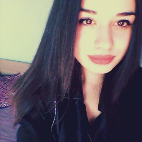 lana del rey ♛♡ ♛♡ tomorroland ♛♡ martin garrix ♛♡ Pretty little liars  ♛♡ -A- ♛♡