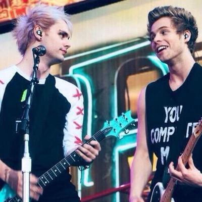 follow @DailyDMsAcc for DMs to your faves! i love helping and being active with you guys. ✨