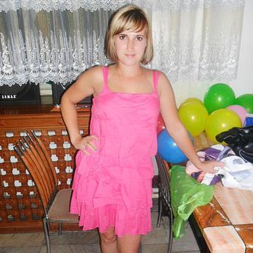 alena8312's profile picture. 