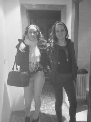 Perra es perra asiin la cambien de dueño!! ♥SUPERIOR ♥ Paca y Nines toop moodel(: