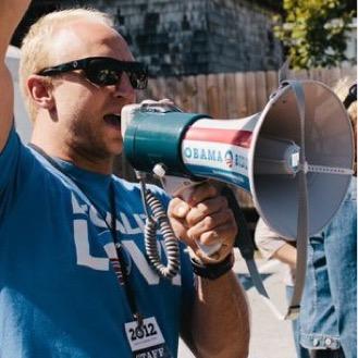 🦏 | #RhinoTechniques team @BarackObama/@OFA, @NCDemParty, @sstnblcstlns, @SaveTheWaves, @teamimpeach & Director/Founder of @BlueUprisingPAC