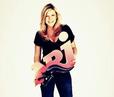 Julie NRJ Source FR