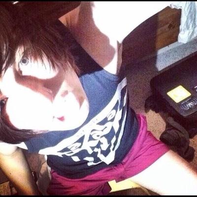 i love you james. stay strong my love. thank you for giving me little jer and jasp. i love you so much. forever. no one touch him or my sons. ill murder u -sky