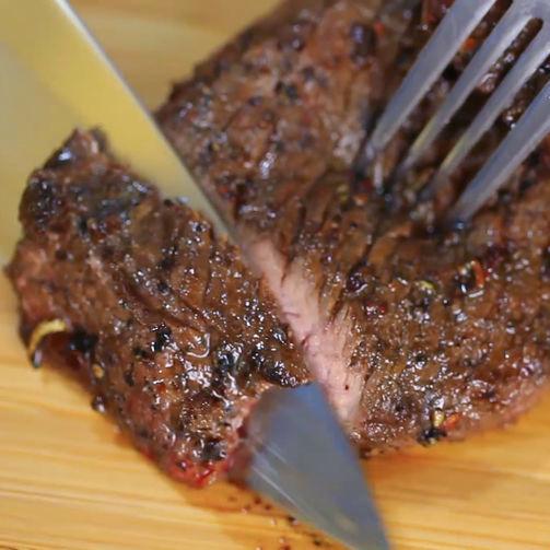 Live grilling show developed by Brian Buffington. All meat. All the time. Check website for schedule and Old Meat. #meatcast Since 2015