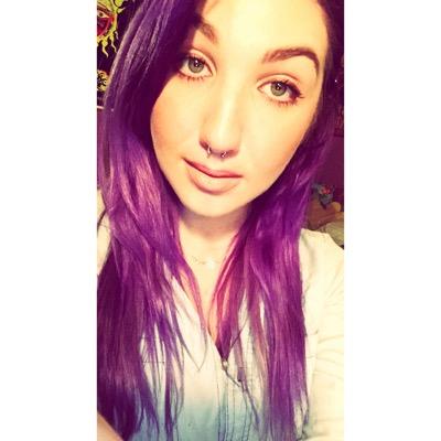 ashleyvcohen's profile picture. I got lights in the way You’re going out of my mind and I wish you would stay