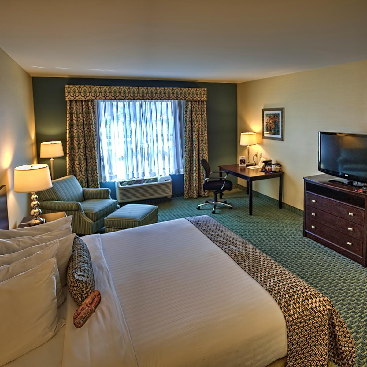 The Hotel Warner is the only hotel in historic West Chester Borough and the ideal location for your business trip, a leisurely weekend get-a-way or group outing