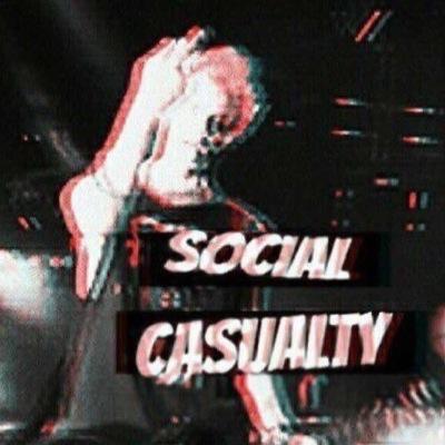 go follow @jainirvxna she follows back✨ just ask☁️