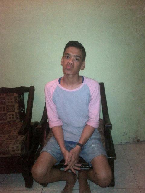 Line : Jhonthan G mypin:28C5890A☺