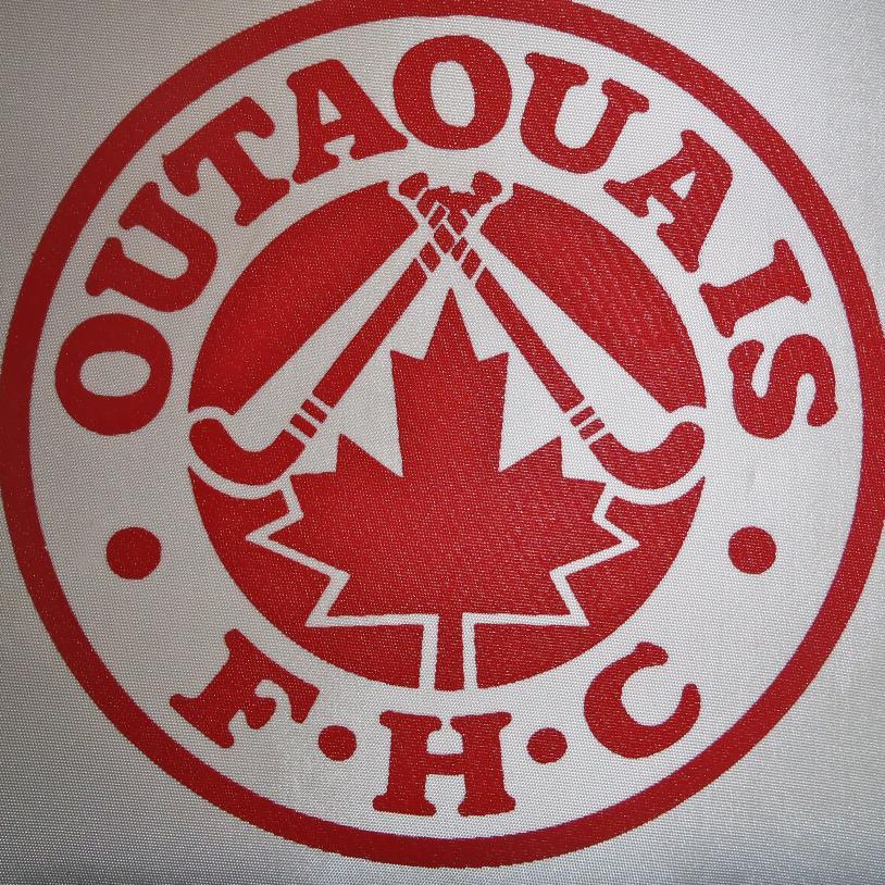 The Outaouais Field Hockey Club is a recreationally competitive co-ed Field Hockey Club for players from high school age through to veterans.