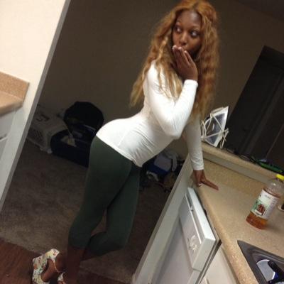 Im the female that has a dream that just might come true been in the studio doin my thang i pray for better days :)