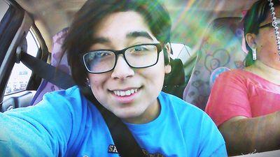 Edison      ~gay/single~