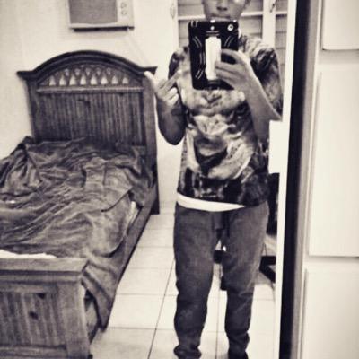 Sigueme y te sigo ✌️
instagram: Manuel_Ortiiz
kik: yosoymanuelortiz
snapchat: Manuel_Ortiiz