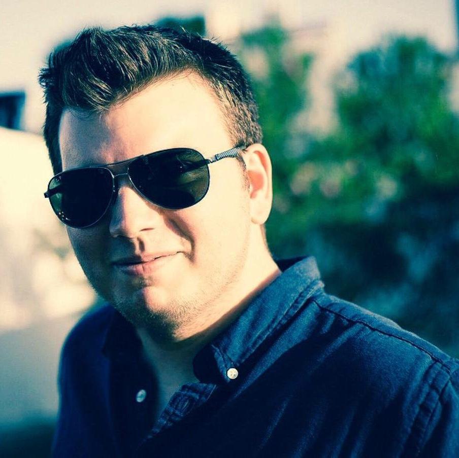 HarveyDesigner's profile picture. 