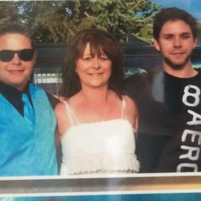 Jt90Jr's profile picture. contact info jt0328@outlook.com