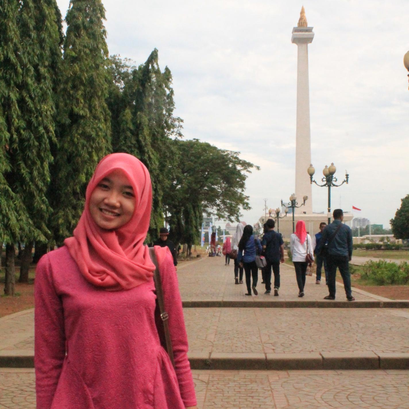 Instagram : oktaviantiarum