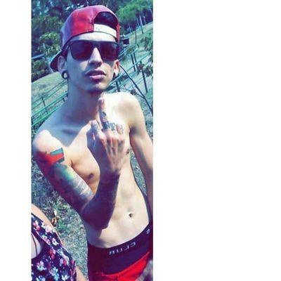 Sonhe como se fosse viver para sempre, viva como se fosse morrer amanhã. //  Pessoal : @_sFernanda7
