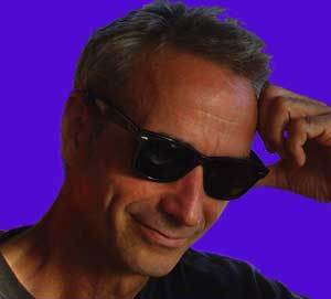 Finding you a name and a domain for your new project.
Try me! John@DomainNoob.com
https://t.co/R75ADEzZ4b