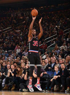 Todos somos NBA. Seguidor incondicional de Kevin Durant. Ariana Grande lo vale. Be so good, they cant ignore you! #8