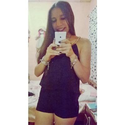 CornoNoemi's profile picture. No te arrepientas de nada , por que en un momento era exactamente lo que querías