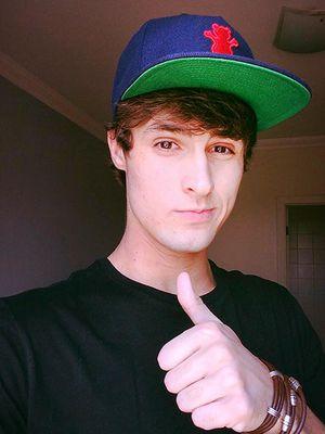 Os reis Usam Coroas, O nosso usa um Head Seat ! @rezende_evil s2