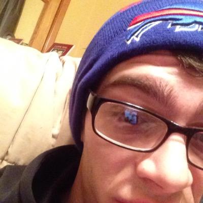 EcoastwhiteBoy's profile picture. Ny born an rasied. Idgaf what you or your friends think of me. #wavygang WGhighcouncil #stonernation #thefamily