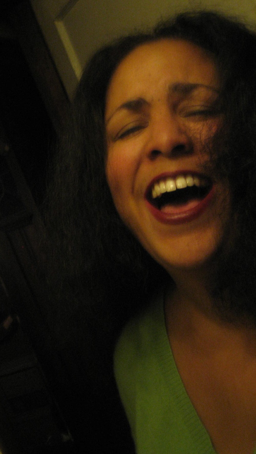 notcyndi's profile picture. always singin'