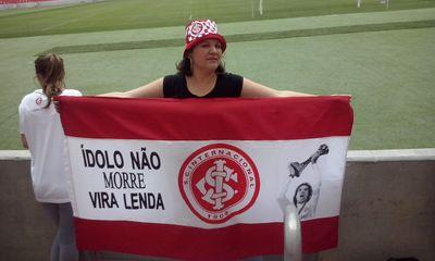 Mãe de 3. Esposa, professora, colorada!