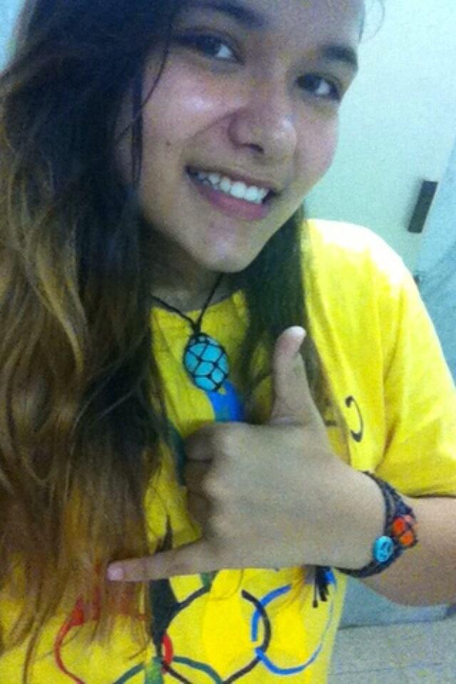 Porque ser feliz é a maior felicidade que existe...