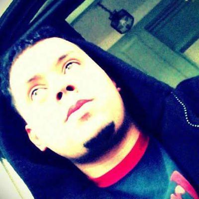 luismpetrilli25's profile picture. 