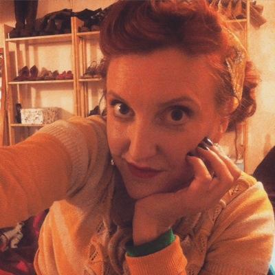 iamwonderland's profile picture. a creative mess.