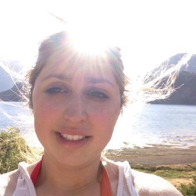 Chica que ama sonreír!! Ingeniera Comercial y amante de la #Patagonia #Chilena - #Coyhaique