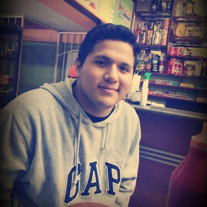 'Dando Lo Mejor A La Vida Porque De Pronto Ya No Sigues Y Se Te Cierran Las Salidas♪♫ McKriz