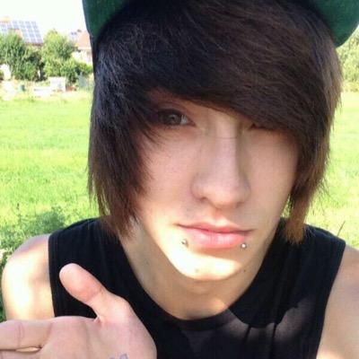 ChrisCringle167's profile picture. Friends with @Joey16Barnes