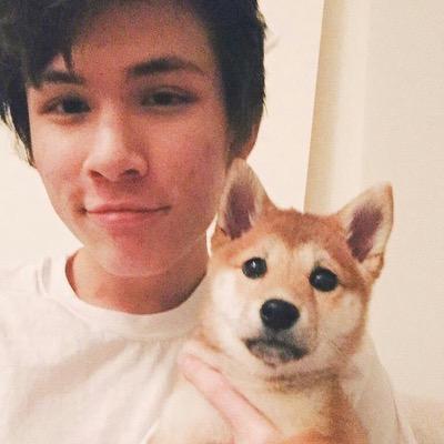 IneedHelpPlsBae's profile picture. Can you RT this https://t.co/A4KReK7DVl