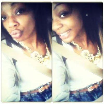 IG:official_quueeen||5'5 ✊||BHS ✊( bulldogs )||One Laid Back Female|| Attitude Too Rude✊|| ♥We Roccin 11/21||Like Sports