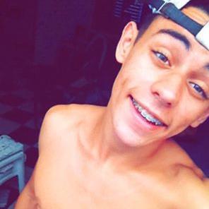 é isso ae e VAI CORINTHIANS   Face: http://t.co/3VBSpusyFD 
ask: http://t.co/bXIqNVA8bk 
segue ae :3