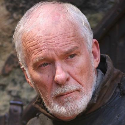 Once I was the Lord Commander of the Kingsguard, but now I advise @The_SilverLady. Long may she live! 「#ASOIAF」「Mᴏᴅᴇʀɴ: @StaunchHarvest」#DɪʌƅʅơFɪɾє❖