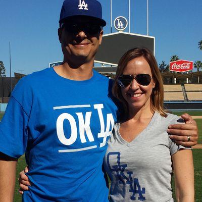 happily married mom - reality TV junkie - running enthusiast - sports fan #Sooners #Dodgers #Lakers #Broncos #Kings #partofthe45% #Okie