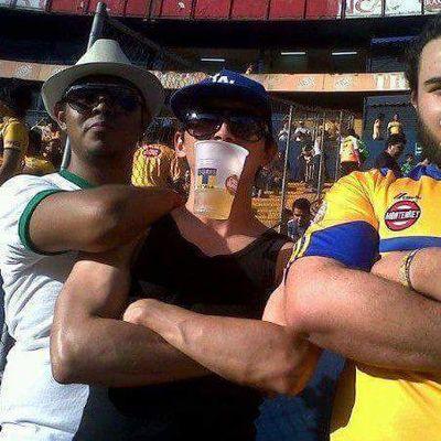 Diseñador de ADIDAS, papa de una hermosa bebe, comunicologo,trainer, barman,apasionado del futbol, Merengue por conviccion, Hincha de TIGRES de corazon !!!