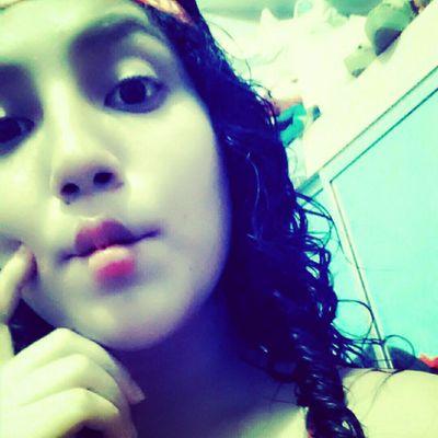Me pones a volar cuando tu me das beso 
estoy enamorada de ti !!
R.J.T.G.