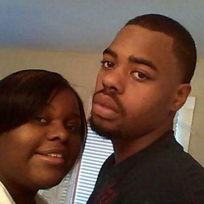 QualandriaM's profile picture. IM COOL DOWN TO EARTH IM A PEIPLES PERSON  IM #TAKEN BY DA LOVE OF MY LIFE BUT DONT FOLLOW TO UNFOLLOW I RETWEET I SHOW LOVE TO ALLS PAGE PLZ DO DA SAME