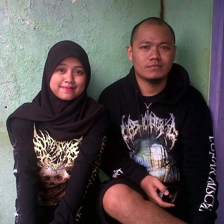 hellroom_merch's profile picture. 