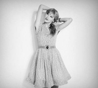 14yo*swiftie*Taylor S*Barbara P*Ariana G*1989tour参戦出来ない…*低浮上*Plz follow meeee:)