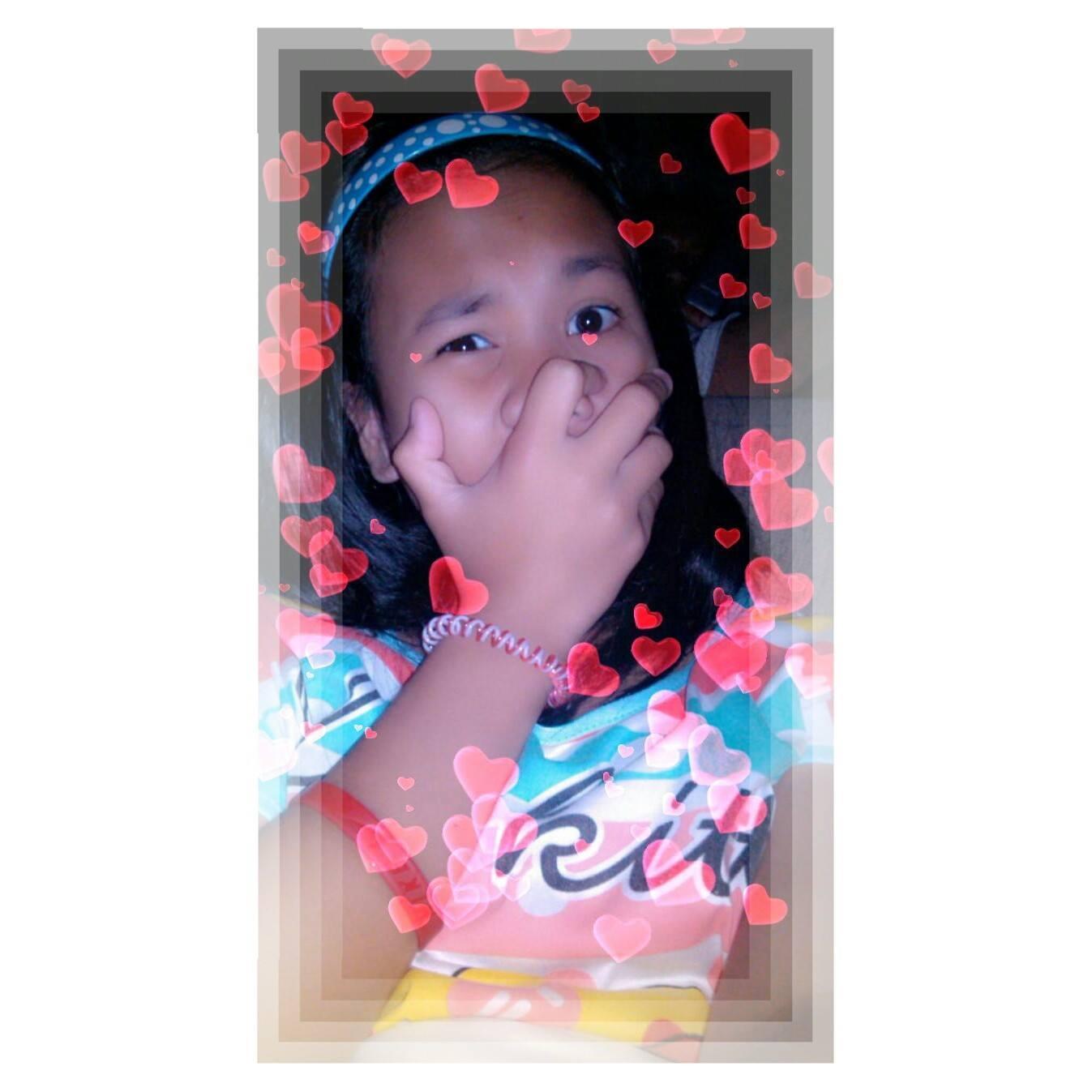 ameliadiniii's profile picture. folllback?just mention!!!