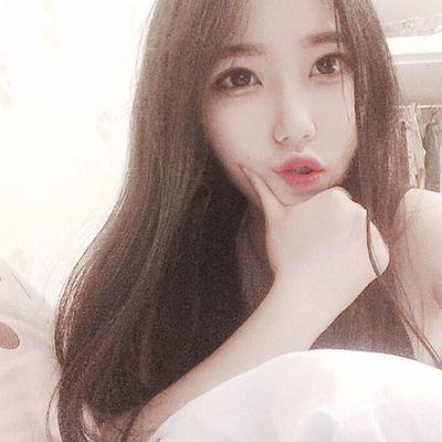 HUFFLE_SARANG__'s profile picture. -