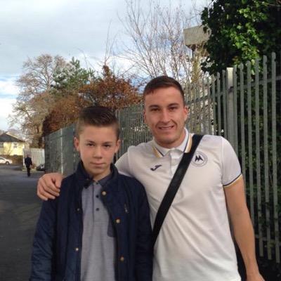 samlove250500's profile picture. Torquay United FC&Chelsea FC⚽️