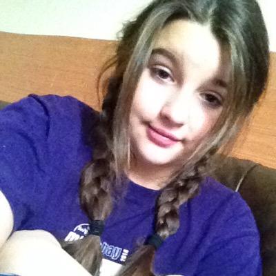 chloesinglecrushing