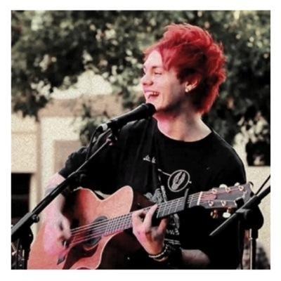 follow @lashtonspuppy